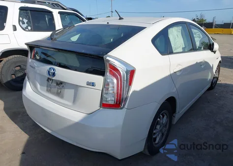 2013 Toyota Prius Two из США, поврежденный, VIN JTDKN3DU5D5641114